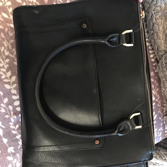 Black Purse - Picture 1 of 3